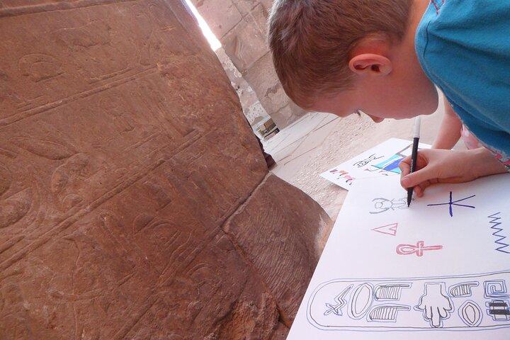 Draw in Egyptian Hieroglyphs with Dr Mo