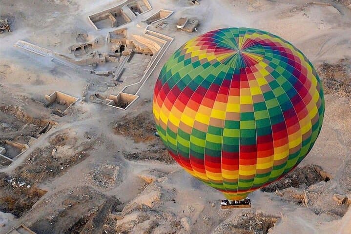 Adventure Hot Air Balloon Ride Tour in Luxor