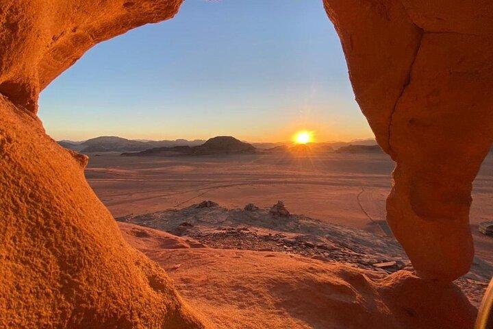 Wadi Rum Full-Day Jeep Tour + Sunset + Overnight in Bedouin Camp