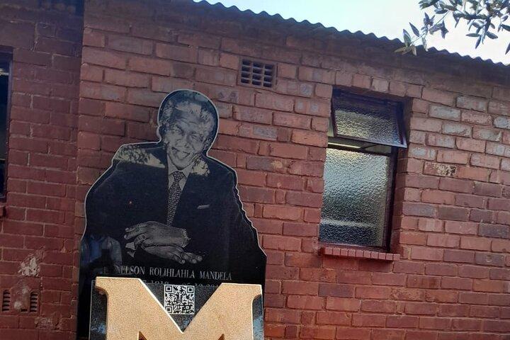Full Day Soweto, Johannesburg and Apartheid Museum Guided Tour