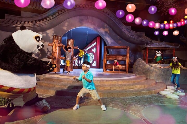 Dubai Motiongate Theme Park Ticket with Private Transfer