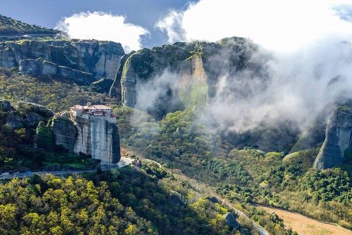 METEORA - 2 Days by Train from Thessaloniki - including 2 Guided Meteora tours - Daily