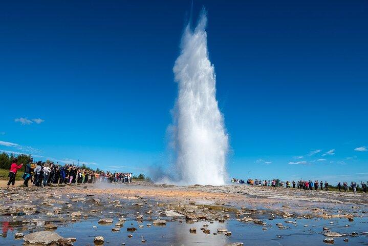 Golden Circle & Northern Lights Tour from Reykjavik