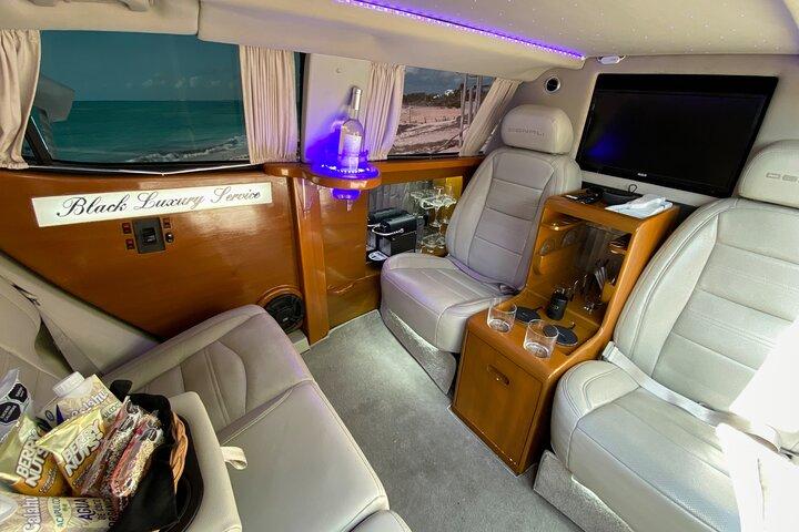 Deluxe GMC Limousine from CUN Airport to Cancun Hotel Zone