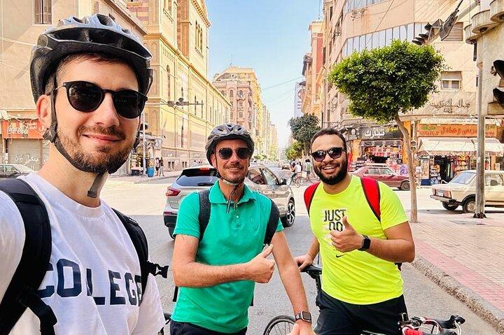 Cycle Through Cairo Streets