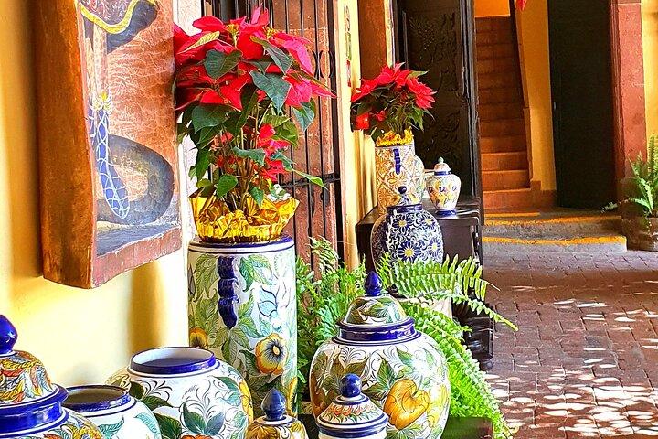 Recorrido Histórico a Pie: Descubre y Explora San Miguel (ES/EN)