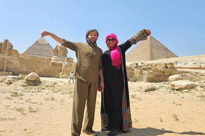 Half Day Tour Giza Pyramids ,Great Sphinx & Private Tour Guide
