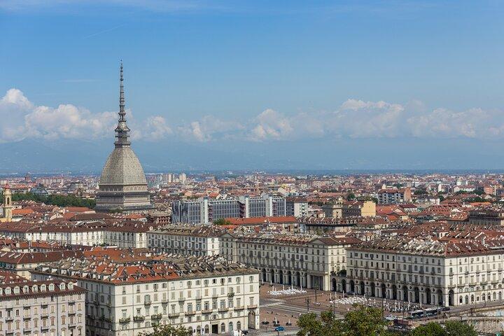 Turin Scavenger Hunt & Highlights Self-Guided Walking Tour