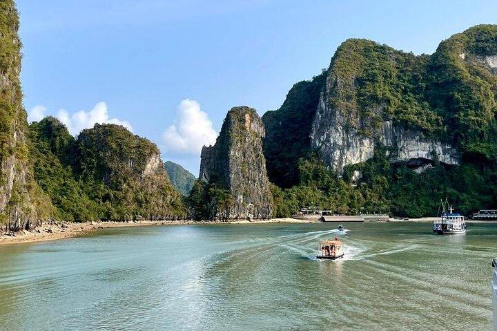 Ha Long Bay Day Cruise From Ha Noi