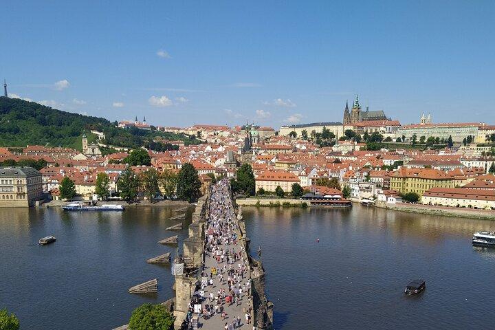 Prague Castle Tour, Tickets Included. All in Spanish