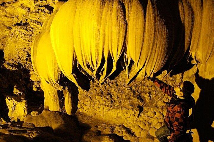 2-day Ban Gioc waterfall from Hanoi - All Inclusive