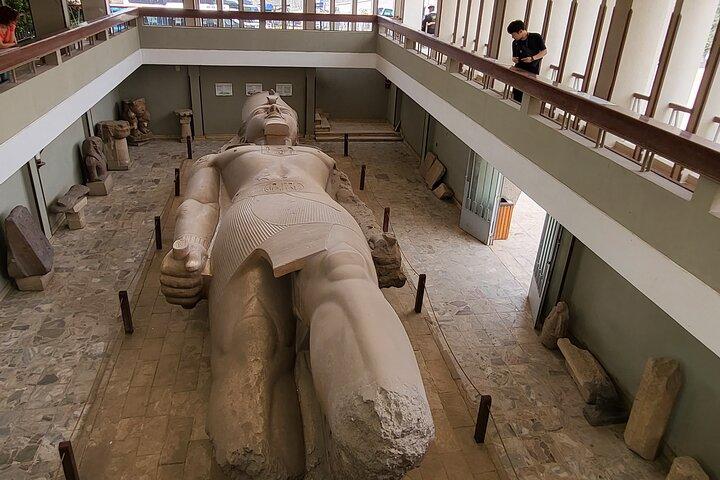 Private Tour to Pyramids of Giza ,Sakkara and Memphis with Lunch.
