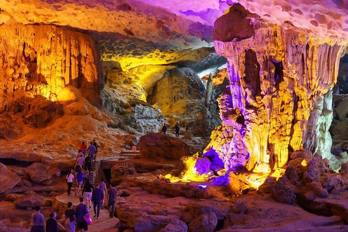 Best Halong 5 star Day Trip, inclusive,buffet,cave,kayak,transfer