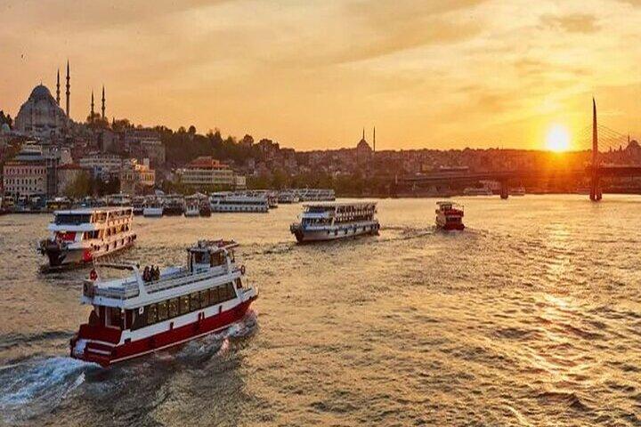 Bosphorus Sunset Guided Cruise Tour
