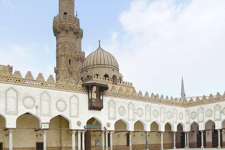 El Sultan Hassan Mosque Guided Half Day Tour From Cairo
