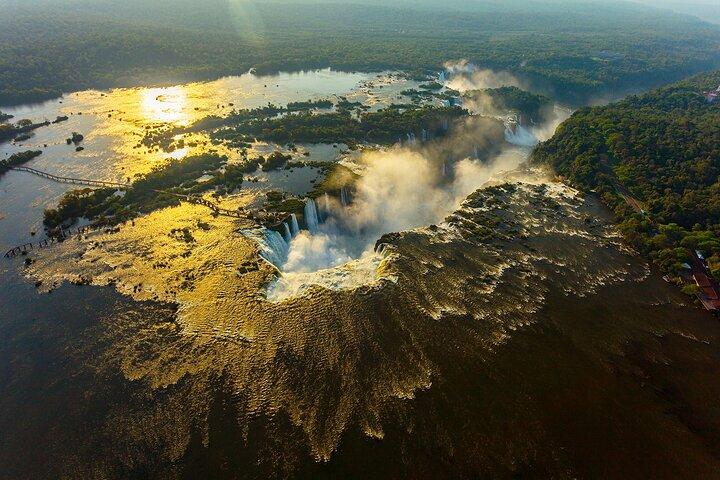Brazil and Argentina Guided Day Tour in Iguazu Falls