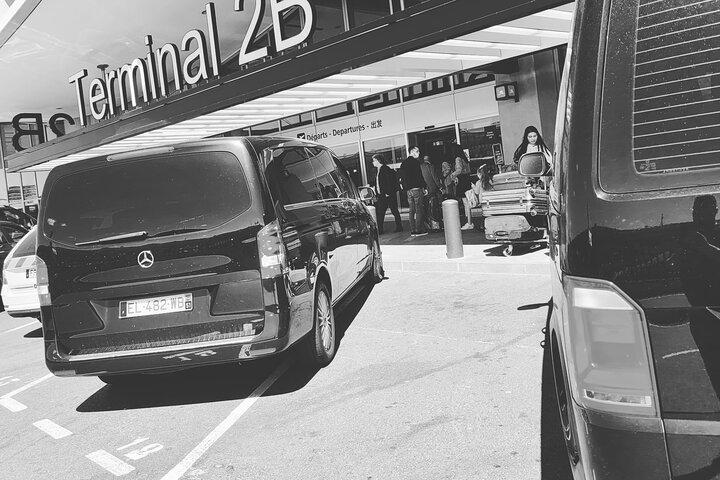 Travel privately to Paris and its Airports from Le Havre