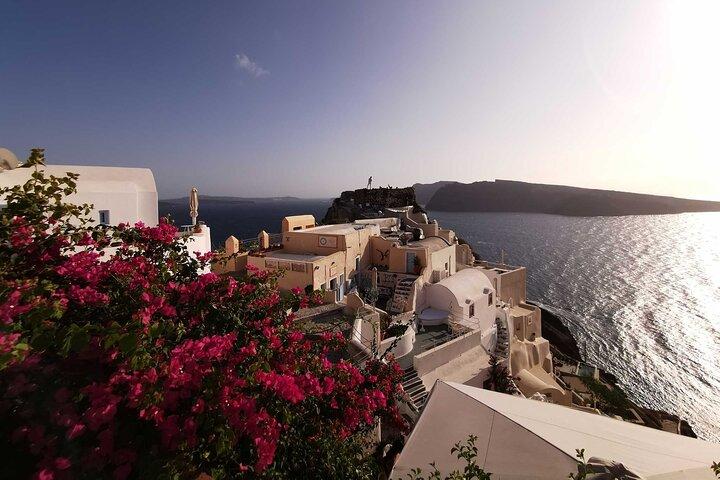 Authentic Santorini: A Self-Guided Audio Tour of Oia