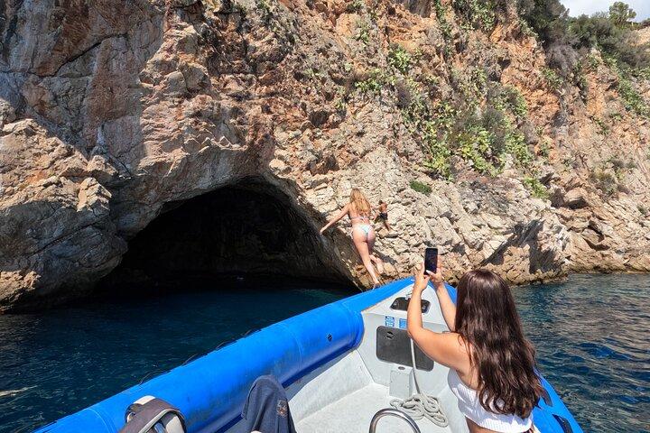 Boat tour guided from Nice to Monaco with snorkeling