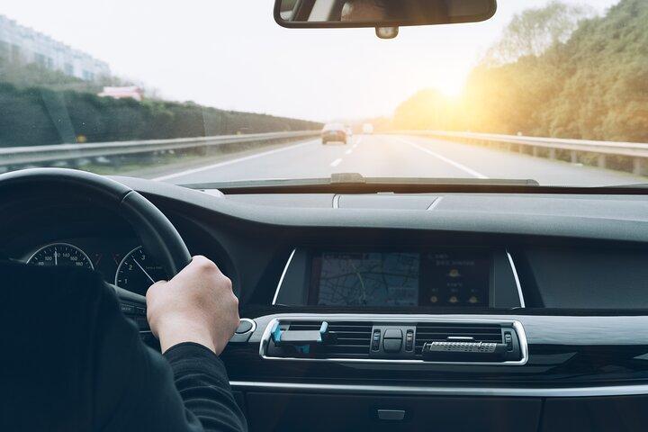 Transfer from Lisbon Airport (LIS) to Lisbon City Center