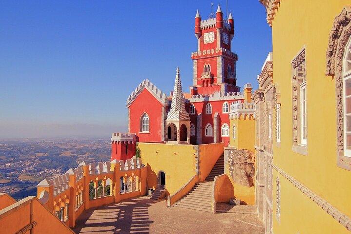 Private tour from Lisbon:Sintra Pena Palace Cabo da Roca, Cascais