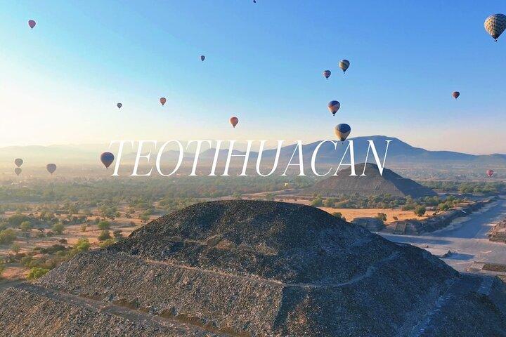 Hot air balloon flight + cave breakfast + Teotihuacan.