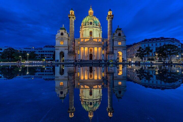 Private Day Tour from Prague to Vienna, English Speaking Driver