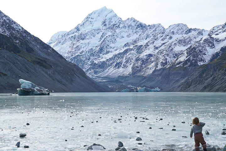 Tekapo Shuttle: Lake Tekapo to Mt Cook National Park