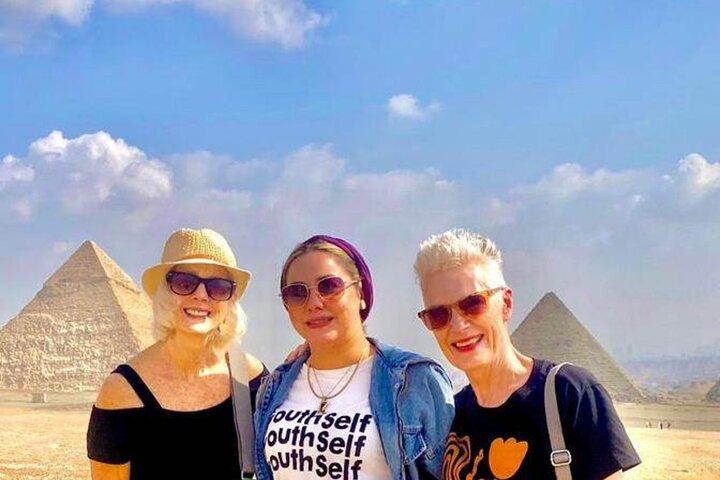Private Horse or Camel Ride Around The Pyramids of Giza