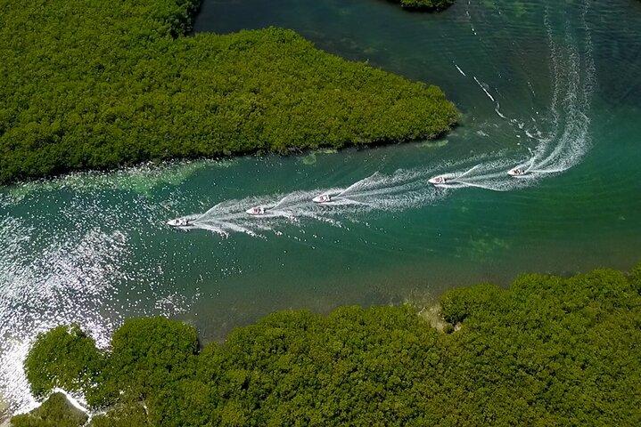 Cancun Speedboat And Snorkel Tour