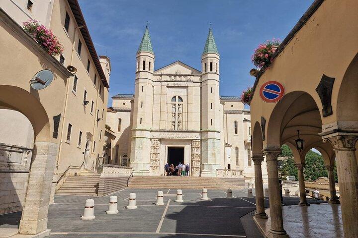 Saint Rita of Cascia and Roccaporena Private Day Tour from Rome