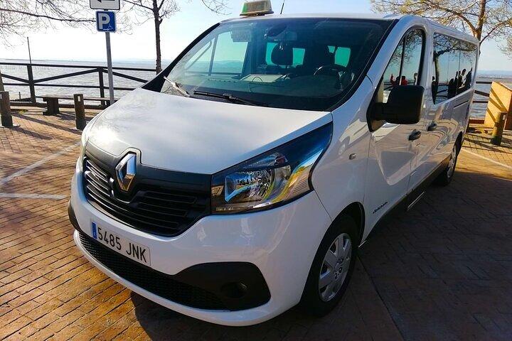 Private Airport Transfer: Gimpo Airport → Hotel in the City