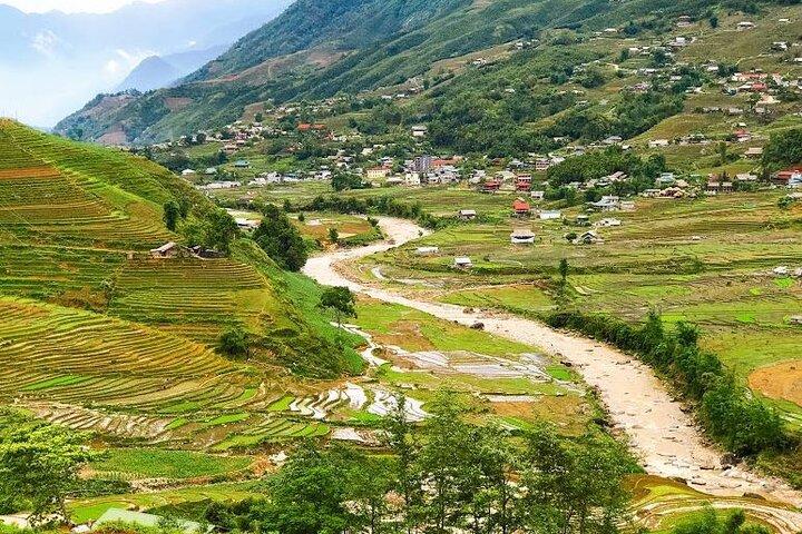 Sapa trekking tour 2 days 1 night by bus from Ha Noi