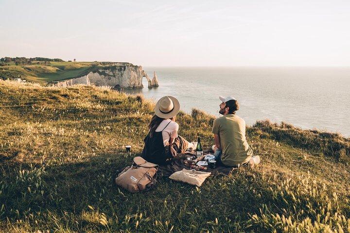 Private Day in Étretat and Honfleur, Jewels of the Normandy Coast