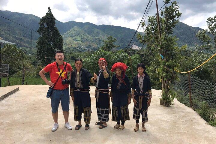 From Sapa: Visit Taphin Redzao Village - Half Day Private Tour