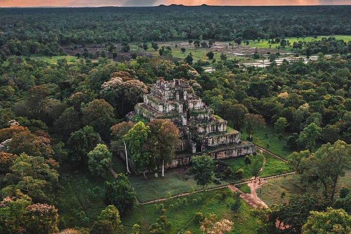 Full-Day Tour to Beng Mealea and Koh Ker Temple