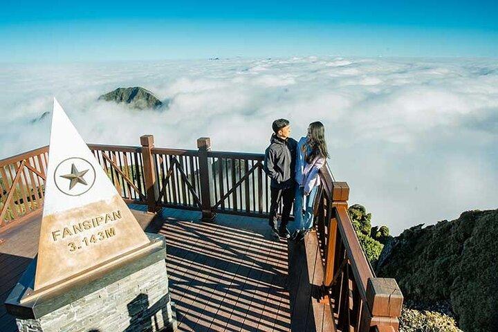 From Hanoi to Sapa and Fansipan Peak By Cable Car 2 Days 1 Night
