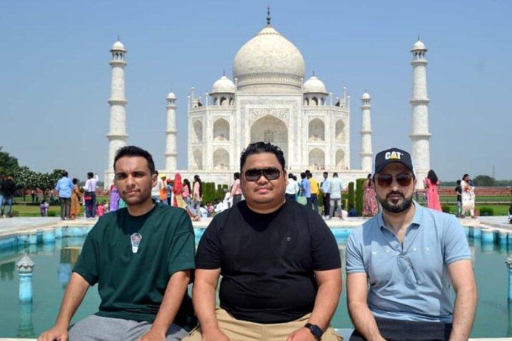 Taj Mahal and Agra Heritage City Walk Tour From Agra