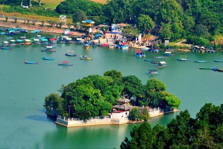 Pokhara: Private Sightseeing Tour with Sarangkot Sunrise Trip