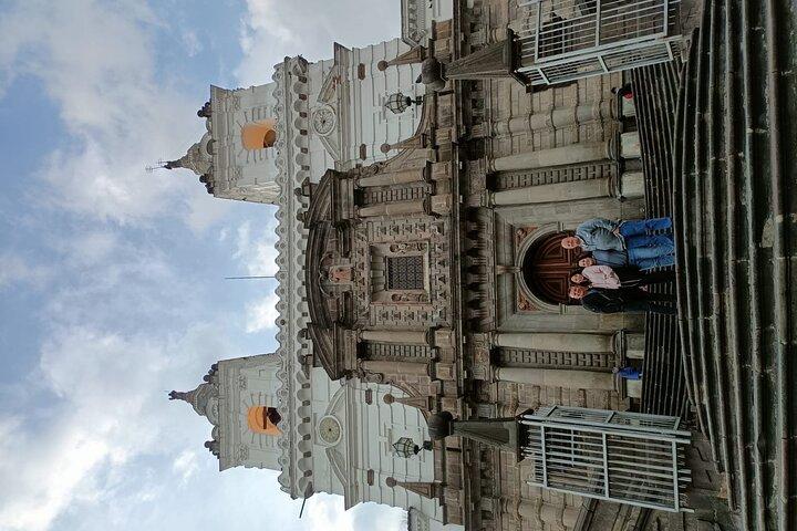 City Tour in Quito. Muffin, Cable Car, Historic Center and Middle of the World