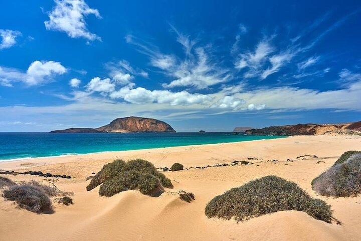 Amazing Jeep Safari at Graciosa Island, Lanzarote