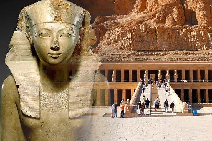 Private Luxury Tour to East and West Banks of Luxor.