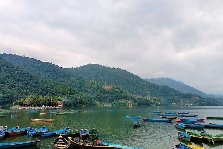 Pokhara: Private Sightseeing Tour with Sarangkot Sunrise Trip