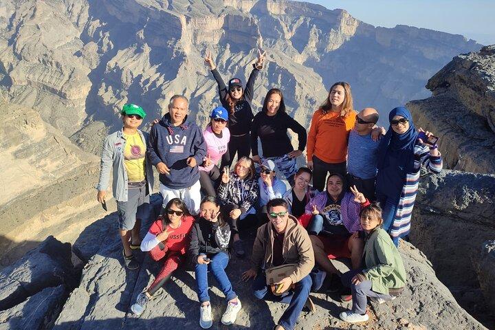 Private Full Day Guided Balcony Walk Hiking to Jebel Shams