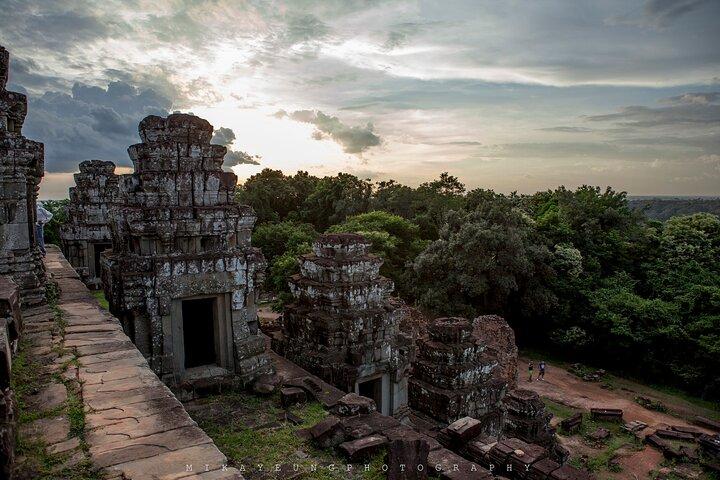 Angkor Wat Sunset Guided Join-In Tour