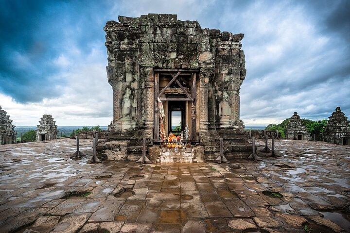 Angkor Wat Sunset Guided Join-In Tour