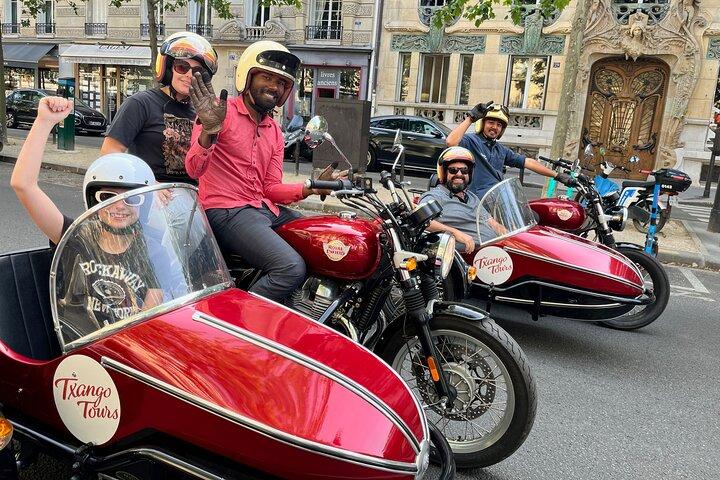 Paris Highlights: Private Sidecar Tour