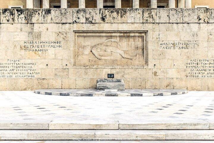 Athens Famous Landmarks & Hidden Gems: Private Walking Tour