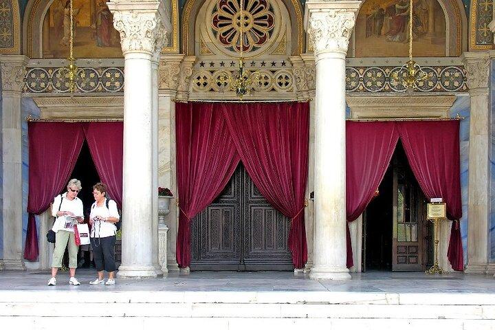 Athens Famous Landmarks & Hidden Gems: Private Walking Tour