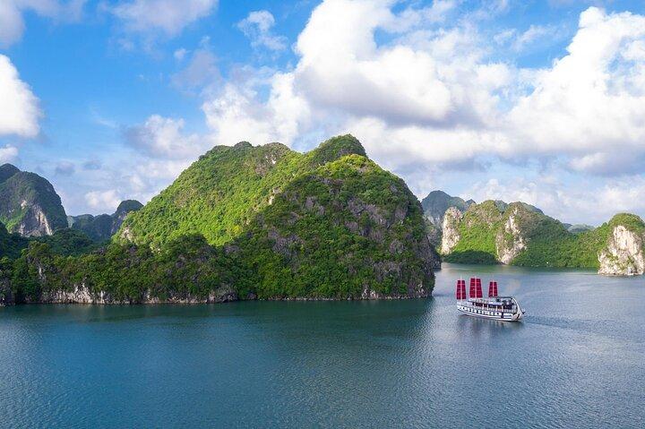 Halong & Bai Tu Long Luxury Day Tour - Fishing village & Kayak